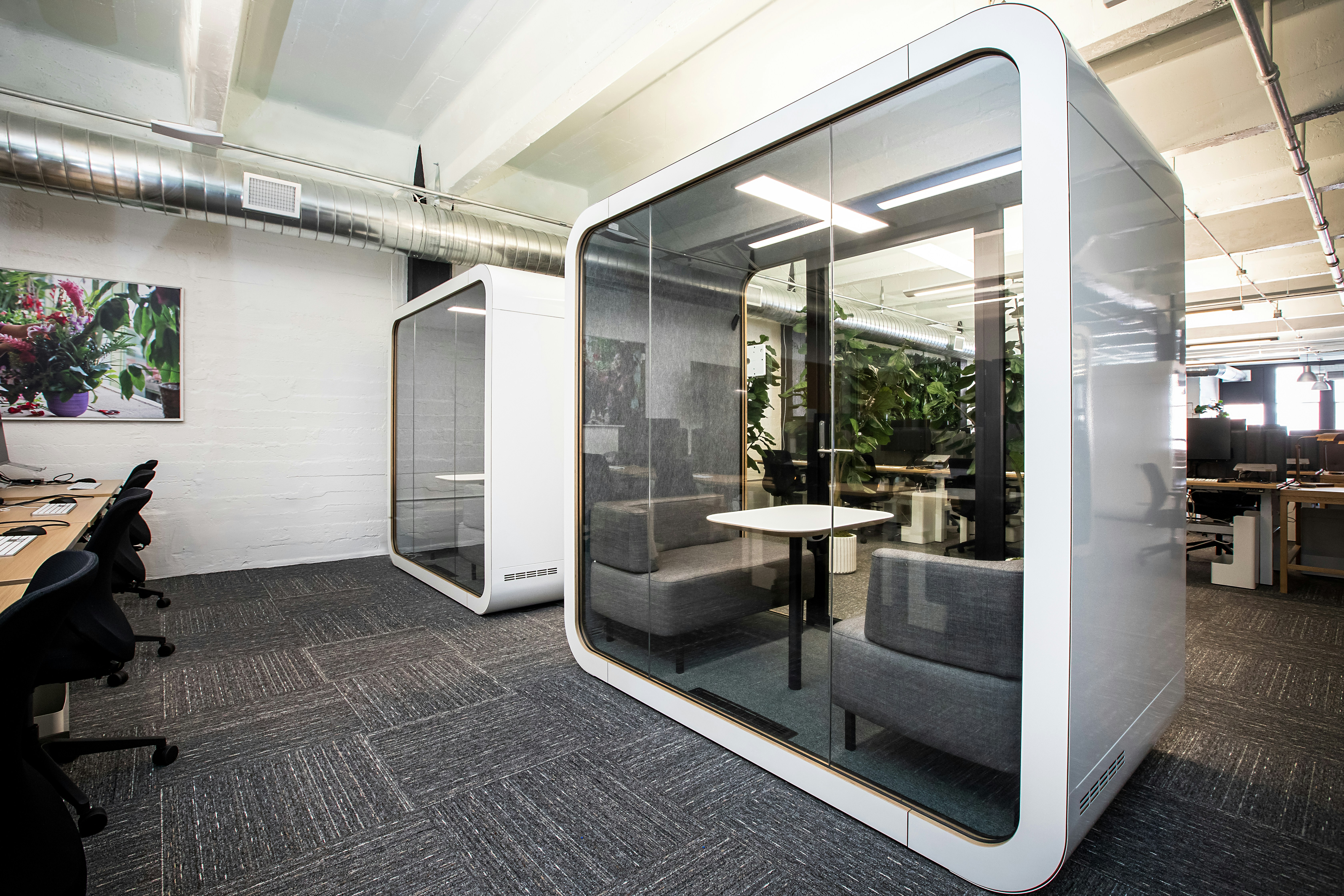 Meeting pod